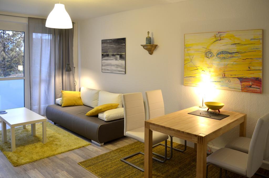 F2 - Am Alten Elbarm - Laubegast ドレスデン 部屋 写真